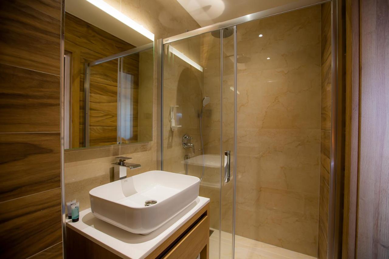 Besenova Gino Paradise Apartments With Aquapark Bagian luar foto